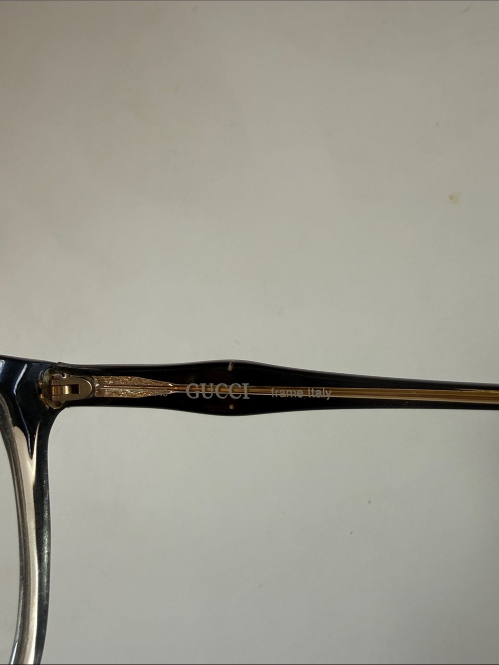 Gucci Eyeglasses Vintage GG2106 46B 57 Made in Italy Excellent Condition - Picture 5 of 11